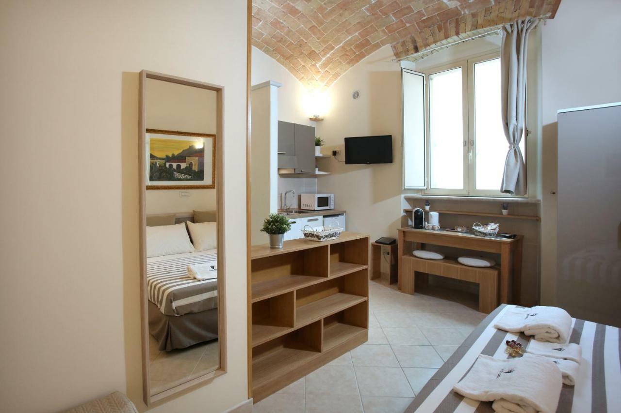 Victoria Royal Apartments & Rooms Termoli Exterior foto